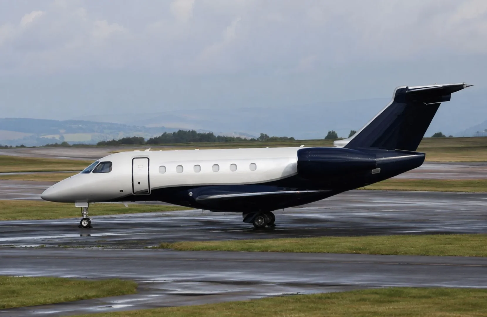 Legacy 450 and 500 Aircraft Management
